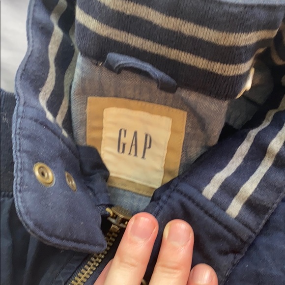 GAP Jacket - Picture 2 of 3